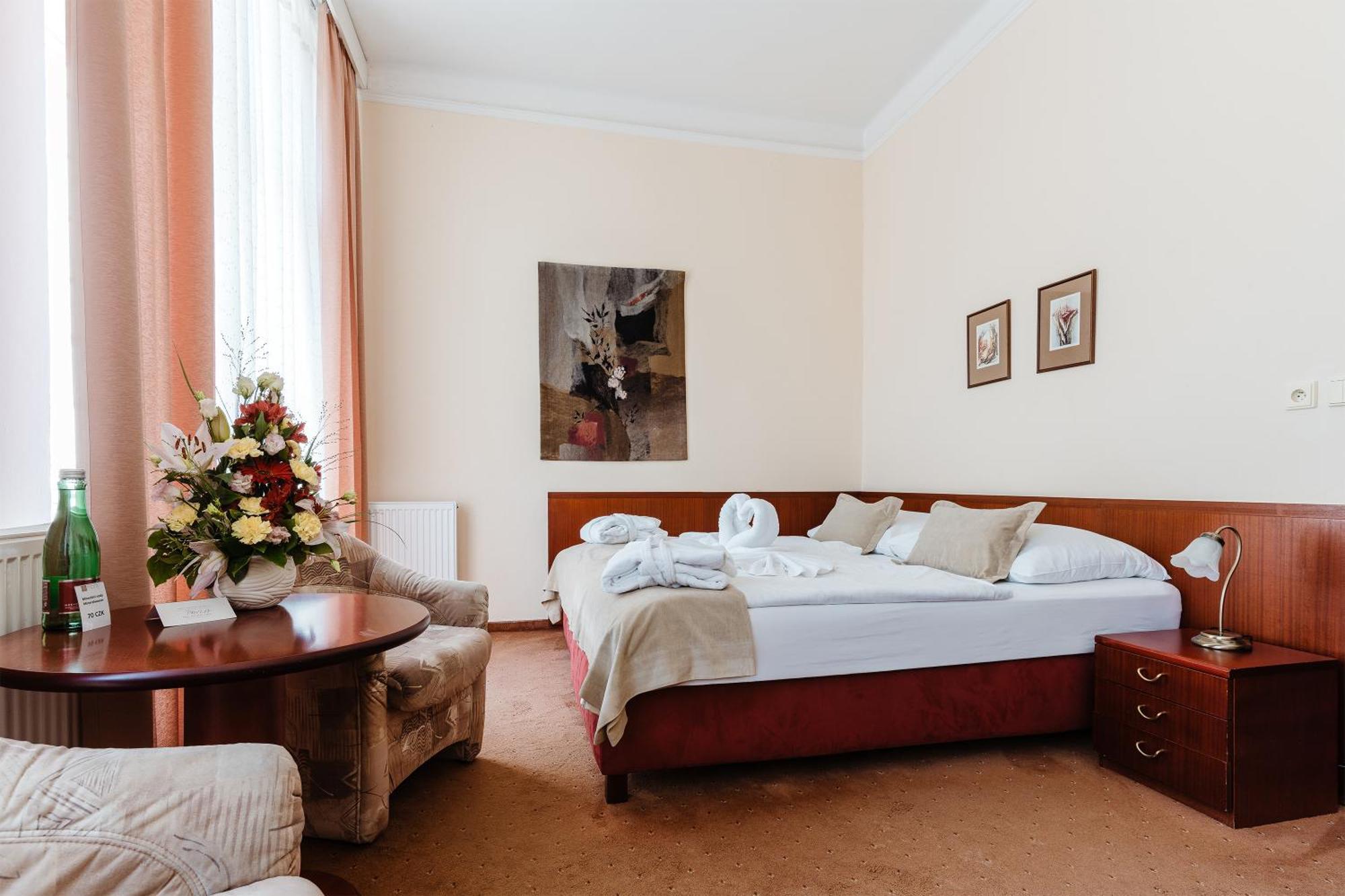 Františkovy Lázně Monti Spa מראה חיצוני תמונה